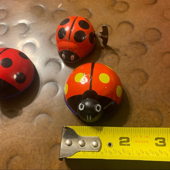German LEHMANN Tin Toy Lili 901 the Ladybug 2" Friction toy and wind-up toy lot - Picture 8 of 10